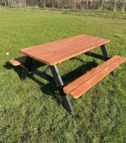 Goedkopepicknicktafels.nl | Zwart Bruine XL Picknicktafel Bruno | Tuintafel 6 Persoons | Bruin Zwart Gespoten Gedroogd Grenen Hout! 14 Goedkopepicknicktafels.nl | Zwart Bruine XL Picknicktafel Bruno | Tuintafel 6 Persoons | Bruin Zwart Gespoten Gedroogd Grenen Hout! -Gardena Winkel 1061x1200