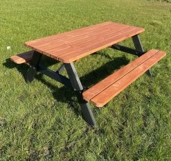 Goedkopepicknicktafels.nl | Zwart Bruine XL Picknicktafel Bruno | Tuintafel 6 Persoons | Bruin Zwart Gespoten Gedroogd Grenen Hout! 11 Goedkopepicknicktafels.nl | Zwart Bruine XL Picknicktafel Bruno | Tuintafel 6 Persoons | Bruin Zwart Gespoten Gedroogd Grenen Hout! -Gardena Winkel 1200x1127 1