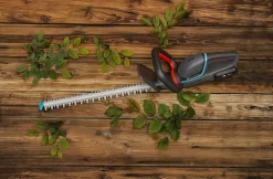 GARDENA - ComfortCut 50/18V-P4A Ready-To-Use Set - Heggenschaar 18 GARDENA - ComfortCut 50/18V-P4A Ready-To-Use Set - Heggenschaar -Gardena Winkel 1200x789 3