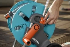 GARDENA - AquaRoll CleverRoll S Set Slangenwagen - Incl. 20 M Slang - Maximaal 40 M Opbergcapaciteit 23 GARDENA - AquaRoll CleverRoll S Set Slangenwagen - Incl. 20 M Slang - Maximaal 40 M Opbergcapaciteit -Gardena Winkel 1200x800 303