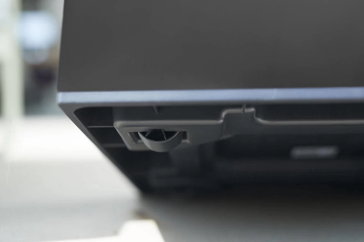 Elho Vivo Matt Finish Lang Wielen 90 - Grote Staande Plantenbak Voor Binnen & Buiten - Gemaakt Van Gereycled Plastic - L 39 X W 88 X H 41 Cm - Zwart 9 Elho Vivo Matt Finish Lang Wielen 90 - Grote Staande Plantenbak Voor Binnen & Buiten - Gemaakt Van Gereycled Plastic - L 39 X W 88 X H 41 Cm - Zwart - Afbeelding 9