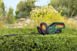 Bosch UniversalHedgeCut 18-55 Heggenschaar - Zonder 18V Accu En Oplader -Gardena Winkel 1200x800 433