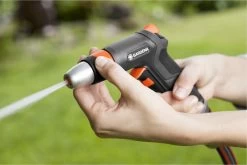 GARDENA - Premium Reinigingssproeier Spuitpistool - Metaal - Voor Reiniging En Bewatering -Gardena Winkel 1200x801 11