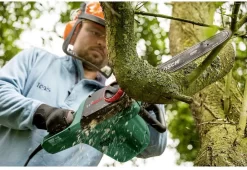 Bosch UniversalChain 35 Kettingzaag - 1800W - 350 Mm 7 Bosch UniversalChain 35 Kettingzaag - 1800W - 350 Mm -Gardena Winkel 1200x824 4