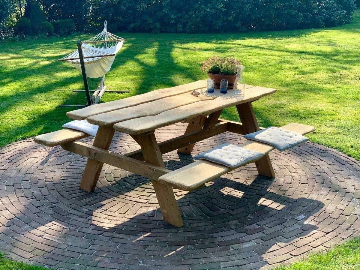Robuuste Picknicktafel Van Douglashout. Duurzaam En Modern. Lengte 2,40 Meter 2 Robuuste Picknicktafel Van Douglashout. Duurzaam En Modern. Lengte 2,40 Meter - Afbeelding 2