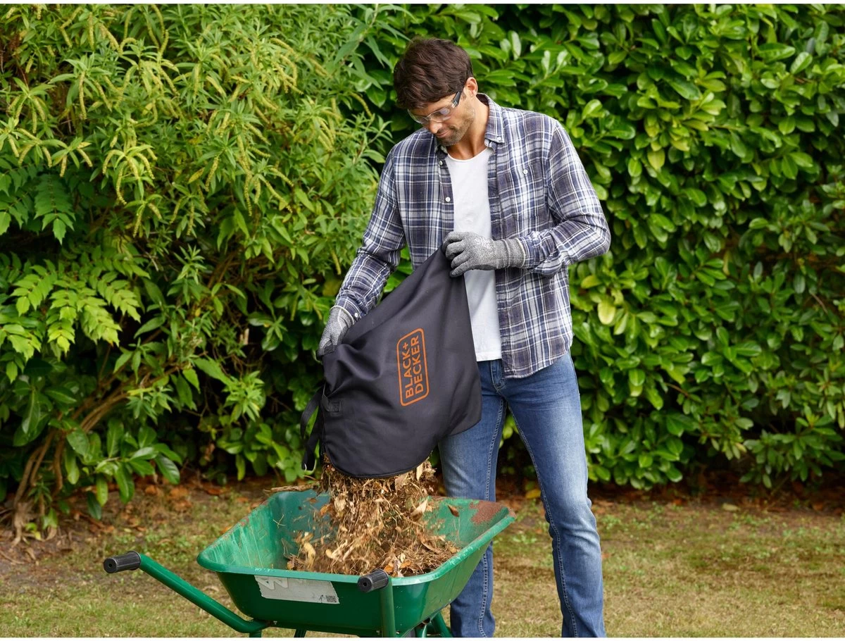 Black & Decker BLACK+DECKER BEBLV300SB-QS Bladblazer - 404 Km/u - 3000W - Zuig-/blaasfunctie - Gesnoerd 10 Black & Decker BLACK+DECKER BEBLV300SB-QS Bladblazer - 404 Km/u - 3000W - Zuig-/blaasfunctie - Gesnoerd - Afbeelding 10