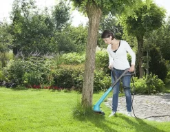 GARDENA - SmallCut Trimmer 300/23 - Grastrimmer (gemotoriseerd) - 300W - Maaibreedte 23 Cm 18 GARDENA - SmallCut Trimmer 300/23 - Grastrimmer (gemotoriseerd) - 300W - Maaibreedte 23 Cm -Gardena Winkel 1200x932 4