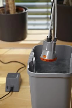 GARDENA Vakantiebewateringsset Duppelsysteem - Geschikt Voor 36 Potplanten - Incl. 9l Vat 13 GARDENA Vakantiebewateringsset Duppelsysteem - Geschikt Voor 36 Potplanten - Incl. 9l Vat -Gardena Winkel 799x1200 18