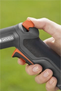 GARDENA - Premium Reinigingssproeier Spuitpistool - Metaal - Voor Reiniging En Bewatering -Gardena Winkel 801x1200 2